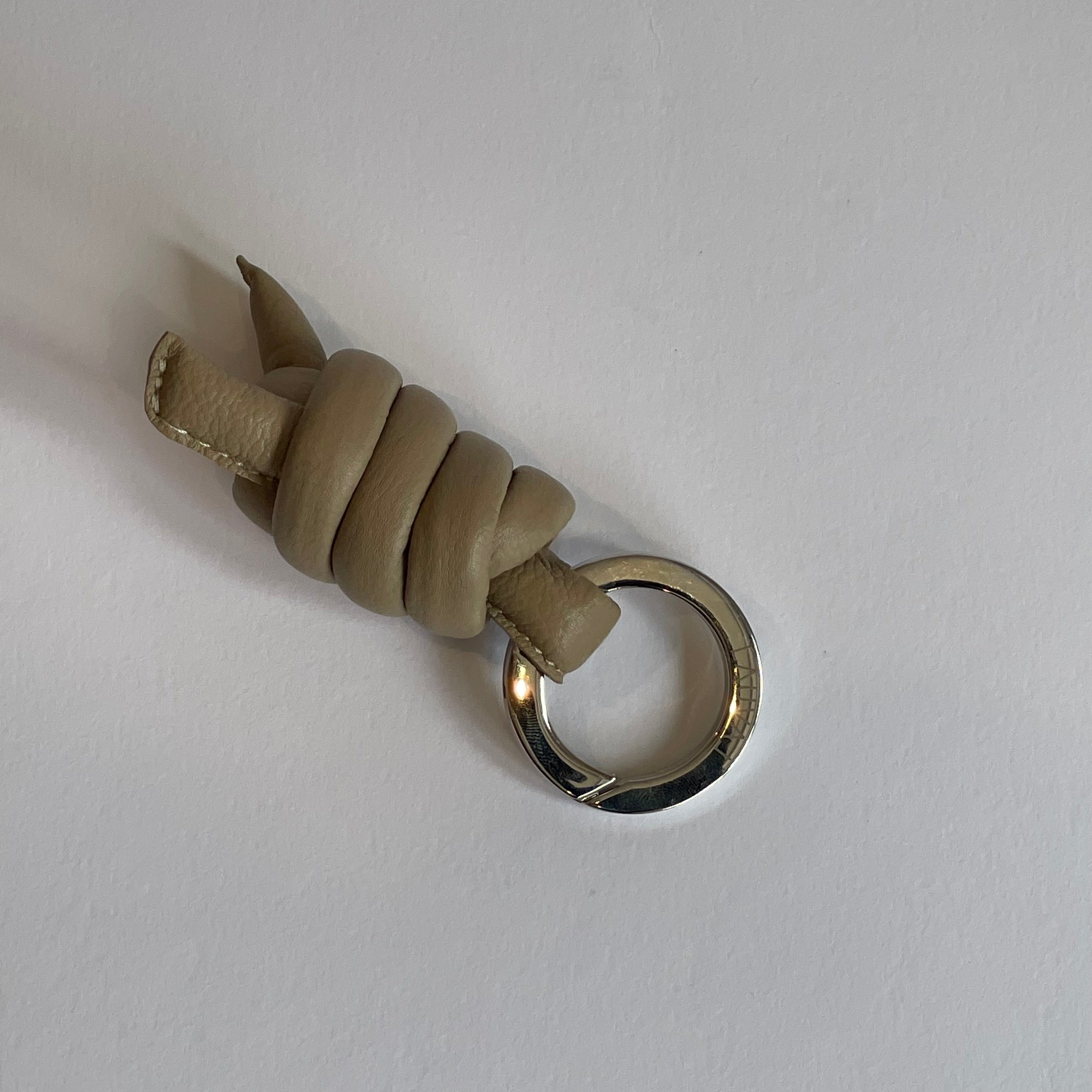 Zoe keyholder